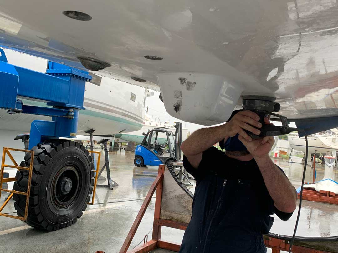 bateau-stratification-canet-66 bateau-manutention-mdcp-refit-commissioning-canet-66